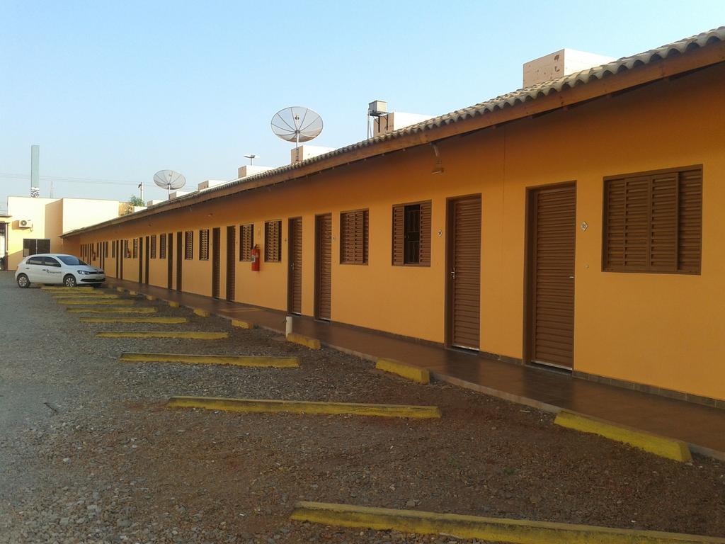 Hotel Veredas Tres Lagoas Exterior photo